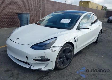 2023 Tesla Model 3 Rear-Wheel Drive z USA, uszkodzony, nr VIN 5YJ3E1EA9PF582875